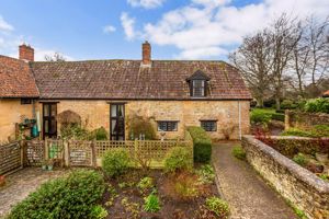 Rear View- click for photo gallery